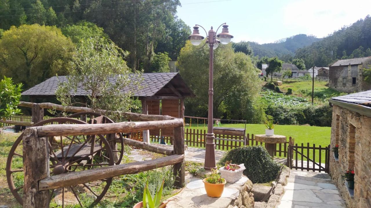 A Casa Das Augas Mondoñedo Екстериор снимка